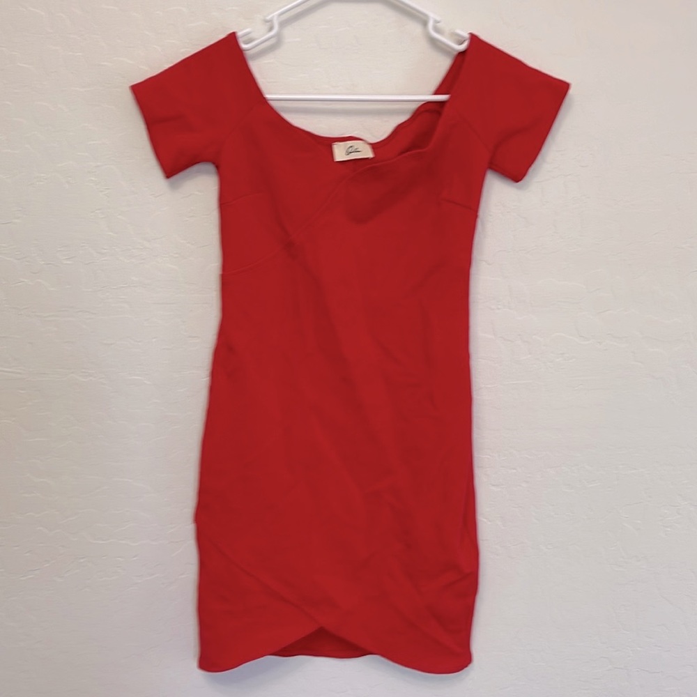 Olia Women’s Medium Bright Red Bodycon Dress